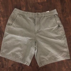Mountain khaki shorts